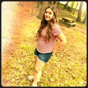 Meet your Posher, Natalie